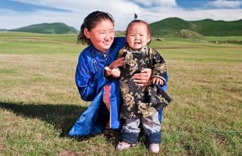 Mãe e bebê mongóis