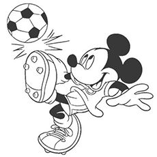 Desenhos de Mickey Mouse jogando futebol para colorir