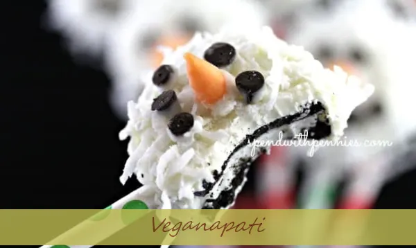 آدم برفی oreo کوکی پاپ با گاز گرفتن از آن