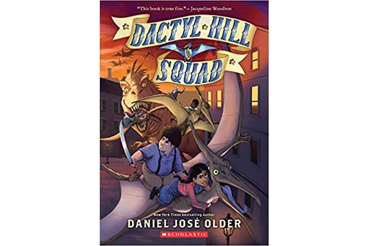 Pasukan bukit Dactyl oleh Danial Jose Older, buku dinosaurus 8-12 tahun untuk anak-anak