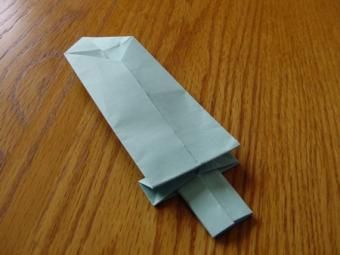 https://cf.ltkcdn.net/origami/images/slide/62723-450x338-Sword8.jpg