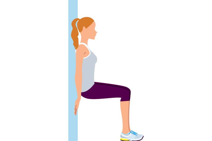 Wall squats om heuppijn tijdens de zwangerschap te verlichten