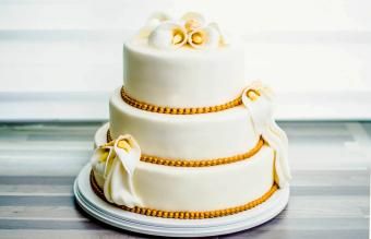 Сватбени торти Кала Лили