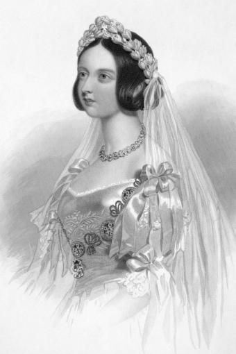 Regina Victoria in Vestitu di Sposa Biancu